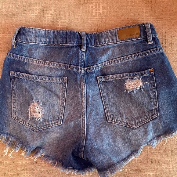 garage jean shorts - Picture 3 of 3